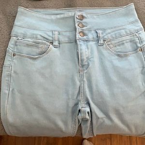 Booty Lifting Skinny Jeans